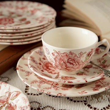 英國Johnson Brothers'紅薔薇'系列午茶三件組/杯+碟+盤