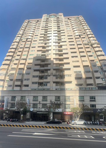 ✦永華路核心商圈｜企業級商辦｜一到三樓+雙車位✦｜台南市安平區永華路二段