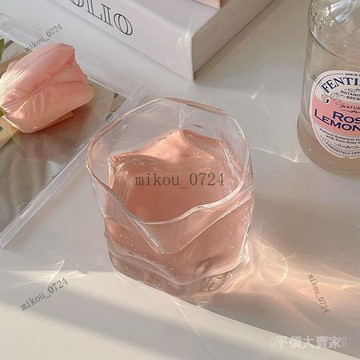🎇免運特價✨不規則新款扭扭水盃子ins玻璃盃簡約水盃北歐啤酒盃茶盃傢用通用#免運