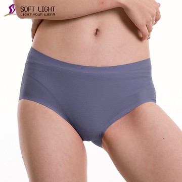 「沁涼無痕」創新隱形貼合內褲