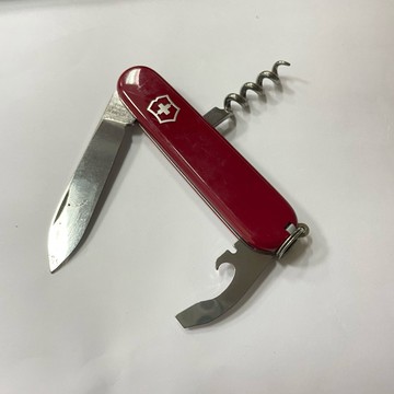 [沐沐屋］victorinox 維氏84mm 侍者 Waiter 9用瑞士刀 0.3303