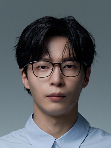 Ultra-lightweight Square Office Eyeglass Frame [Brown] (AL6404)