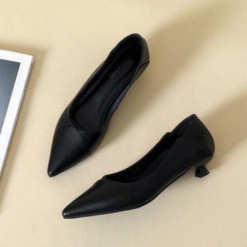 真皮尖頭低跟單鞋2025夏新款軟底工鞋久站不累腳職業工作鞋女黑色