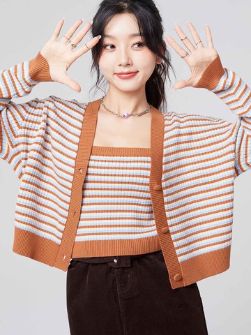 OMAN, 針織背心及外套套裝