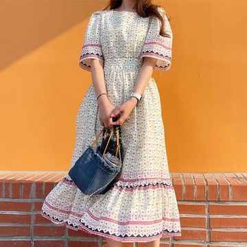 法式復古短袖連衣裙女夏季名族風碎花拼接撞色條紋綁帶收腰魚尾裙