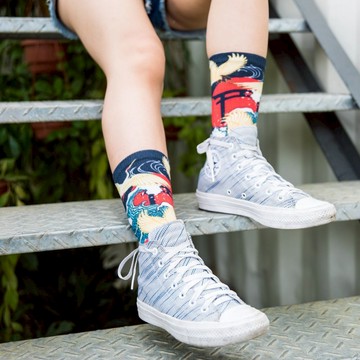 【小創襪】 鶴歲款 交換禮物 運動襪 長統襪 登山襪 鳥居 黃紅