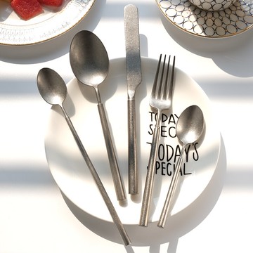 做舊啞光304不銹鋼圓柄牛排刀叉勺西餐餐具三件套套裝復古湯勺子