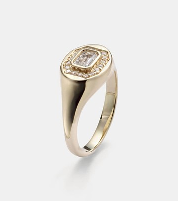 Stone and Strand Essential Splurge 14kt gold pinky ring with diamonds