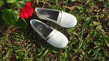 特殊圈圈亮點布/Adeia~浪漫約會首選 娃娃鞋 手工鞋  閃亮白