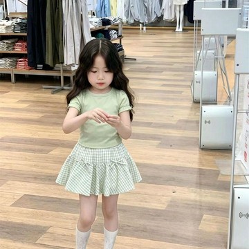 Mini baby🌷女童韓版夏季小清新綠色短袖上衣格子百搭半身裙兩件套