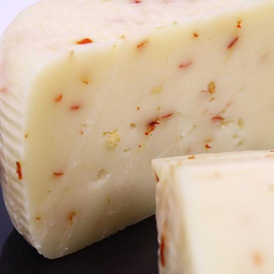 チーズ ペコリーノ ペペロンチーノ フィオール ディ マーゾ  セミハードチーズ  400g イタリア産