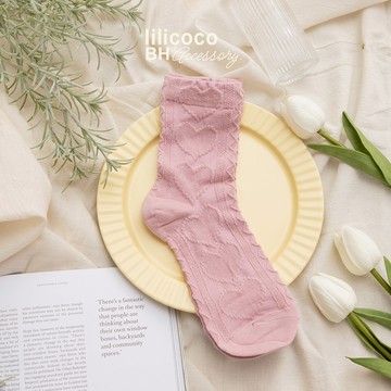 BYHUE lilicoco 柔和簡約愛心麻花立體紋路中筒襪－粉