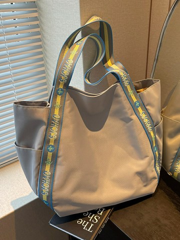 大容量托特包肩背包 小眾大容量包包女2025新款手提尼龍布購物袋外出通勤單肩托特大包