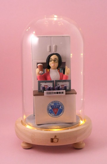 榮休記念小禮品,可客製名字.提供相片客製人物造型(各行各業型造)