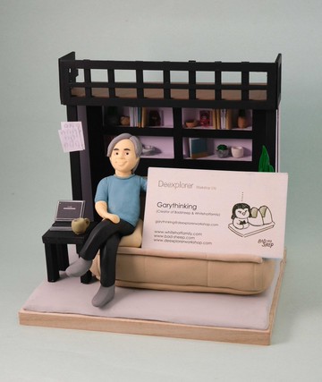 榮休記念小禮品, 可客製名字.提供相片客製人物造型(可放名片等)