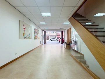 六合路|近文化中心雙捷運正四樓黃金店面透天｜高雄市新興區六合路