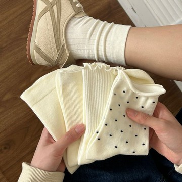 台灣現貨【法拉米拉】韓系木耳邊波點襪子女ins潮中筒襪純色春夏日繫芭蕾風中筒襪甜美 WZ-454 33-0203