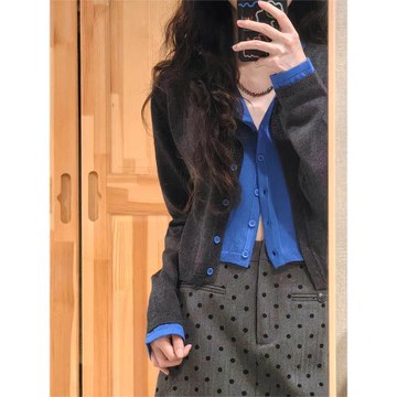 入秋韓系穿搭假兩件灰色針織開衫女撞色拼接毛衣外套外穿長袖上衣