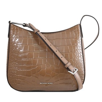 MICHAEL KORS KENSINGTON 浮雕LOGO鱷魚壓紋斜背彎月包.棕色