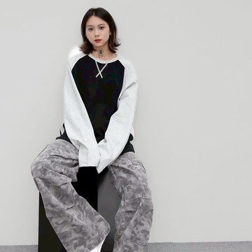 【AMERO】男裝 女裝 圓領薄長袖 特殊車線 斜袖拼接 情侶裝