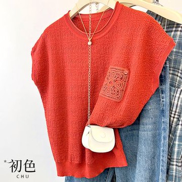 初色 純色圓領縷空花紋刺繡短袖T恤上衣女上衣-共3色-14845(F可選)