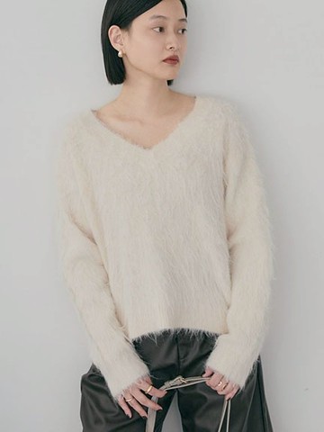 柔軟長毛V領針織上衣(0H000968200) - AMERICAN HOLIC