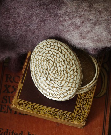 古董Vintage白琺瑯盒  FLORENZA  W408