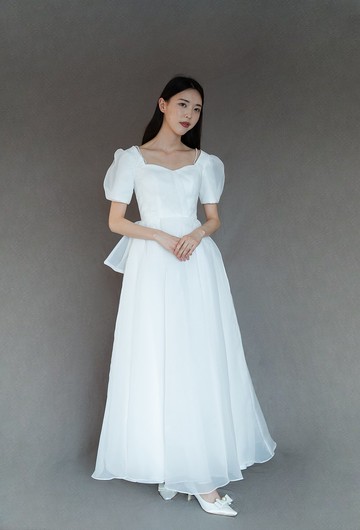 澎澎袖珍珠方形愛心領婚紗