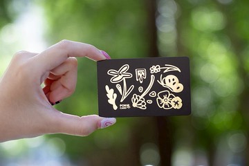 【熱門設計款】花朵款名片(贈鑰匙圈)