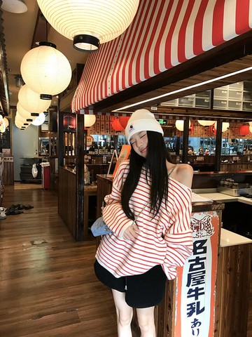 【新品上架】紅玉安年圓領條紋針織上衣-91574