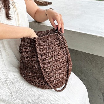 花苞草編肩背包-巧克力 草編包 編織包  Bahnhof手作