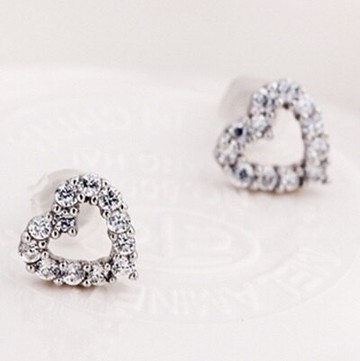 925純銀耳環鑲鑽耳飾-精美愛心精選優質母親節生日情人節禮物女飾品73ag230【獨家進口】【米蘭精品】