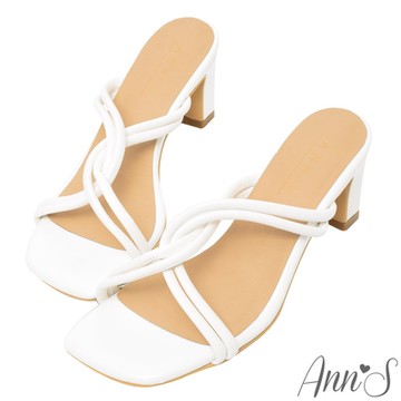 Ann’S視覺瘦身X曲線-扁粗跟方頭涼拖鞋7cm-白(版型偏小)