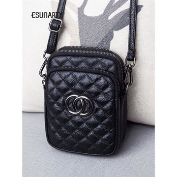 單肩小包包女款2025新款真皮時尚潮菱格三層女式斜挎腰包手機包女