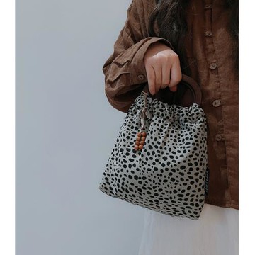 三色補丁新中式豹紋木環手提包2025春新款百搭包包小眾設計手拎包