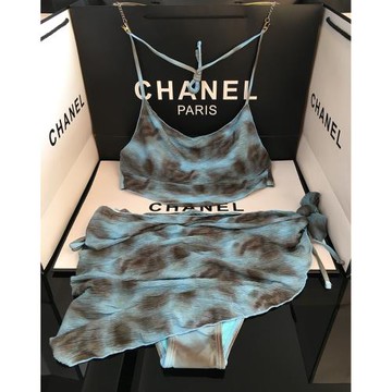 偶像新店 還得是姐姐 性感辣妹氣質女人味吊帶比基尼泳衣女三件套