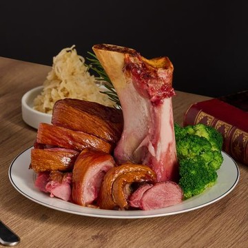 秘傳美食料理酥烤脆皮德國豬腳含配料組(*3組)