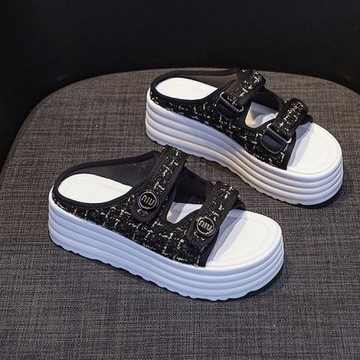 【Taroko】名媛千鳥紋一字厚底增高涼鞋(2色可選)