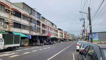 林園金潭國小臨路透天店住｜高雄市林園區林內路