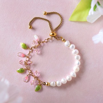 淡水珍珠與櫻花花瓣手鍊