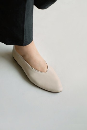 Ahha Flats Caramel (米杏) 極簡。平底 | WL