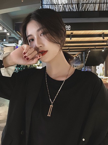 個性數字吊墜潮人百搭毛衣鏈嘻哈酷男女長款項鏈韓版時尚網紅配飾1入