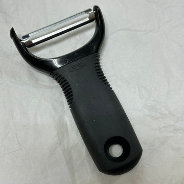 [沐沐屋] 美國 OXO Y型蔬果削皮器 削皮刀-