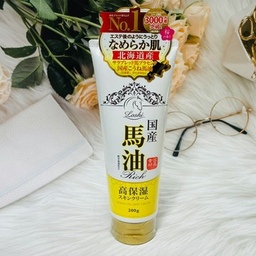 日本 Loshi 新馬油 高保濕身體乳 200g｜全店$299 全家取貨免運｜領券9折｜APP下單最高再賺22%點數⚡