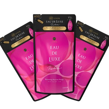 Lenor 日本【P&G】EAU DE LUXE衣物香噴補充包 250ml-盛開花香人氣3包裝