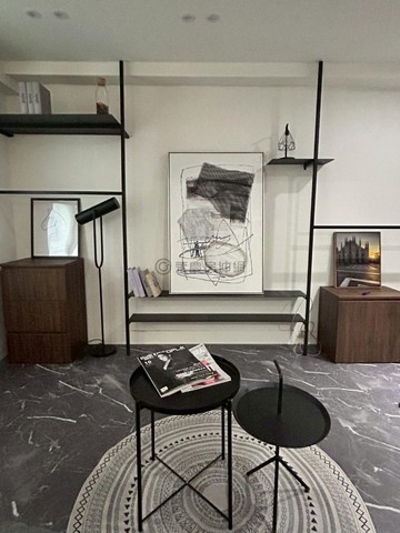 捷運R8三多商圈站翻新套房愛瑰蘭大樓76974	｜高雄市前鎮區林森三路