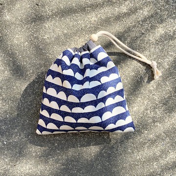 【River】束口收納袋/日本布料/海浪/藍