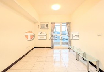 【伯爵專賣小朱｜山景兩房電梯坡平車】｜新北市汐止區伯爵街