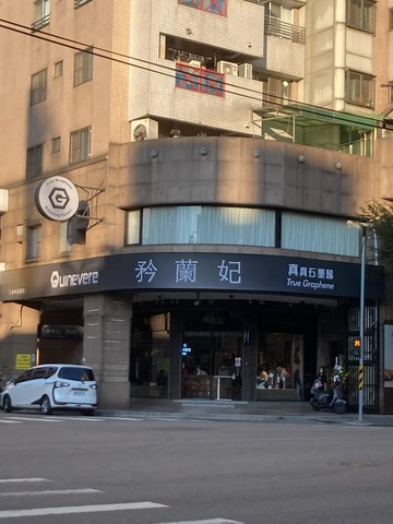 ★正五權西路★角店面｜台中市南屯區五權西路二段
