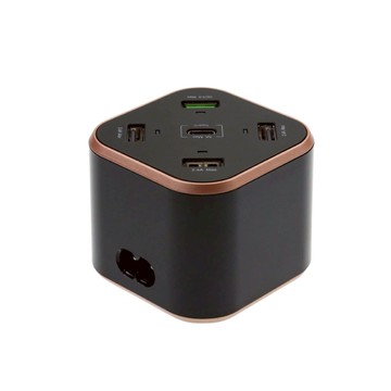 Opro9 QC多功能電源供應器 48W